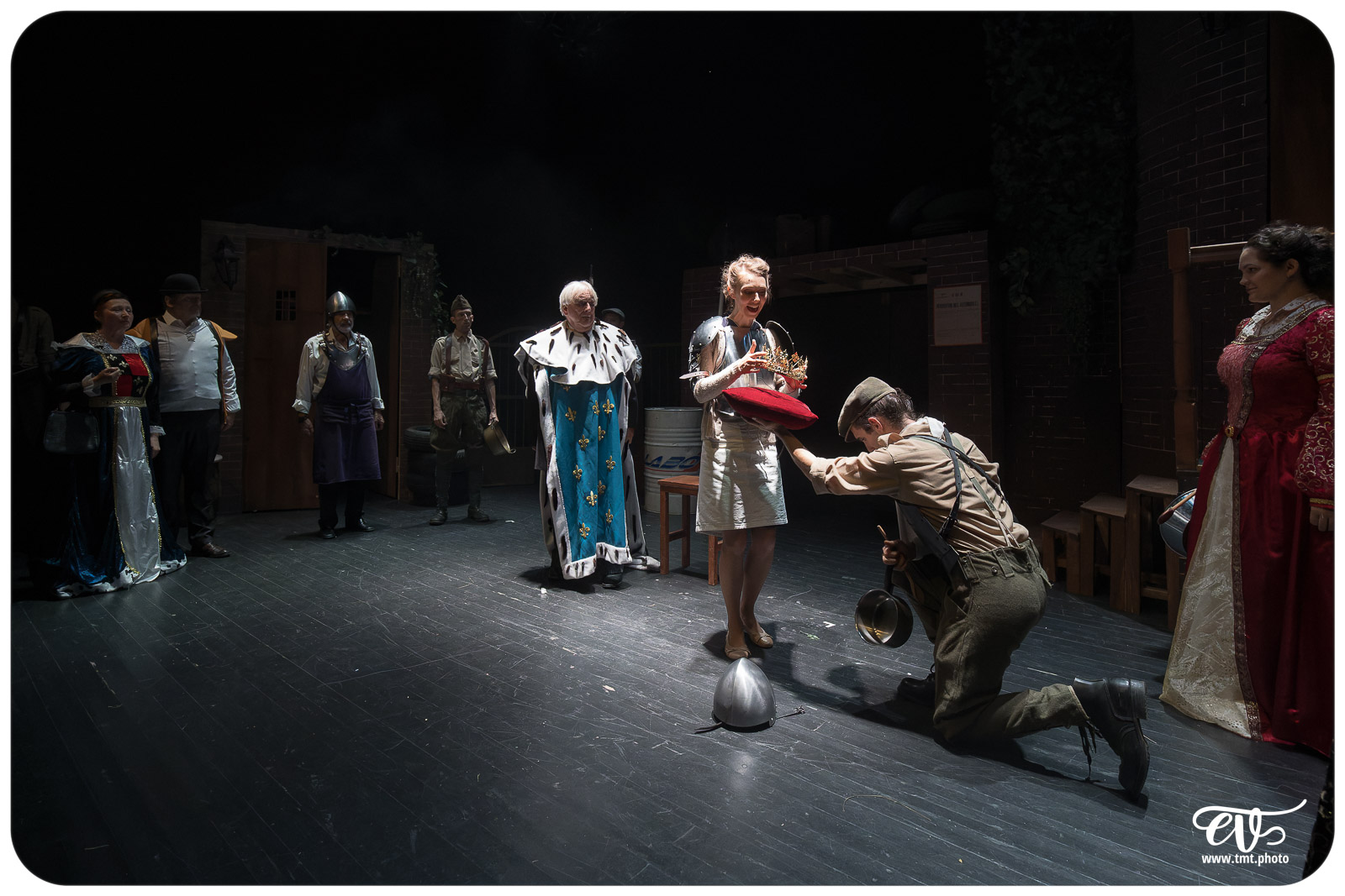 LES VISIONS DE SIMONE MACHARD (CIE LA CLAQUE)